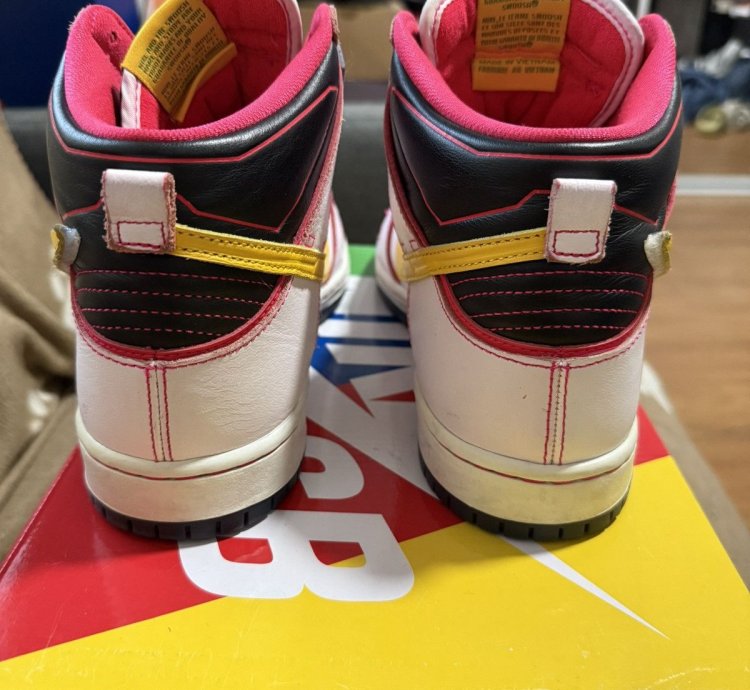 Nike Sb Dunk High Gundam Unicorn
