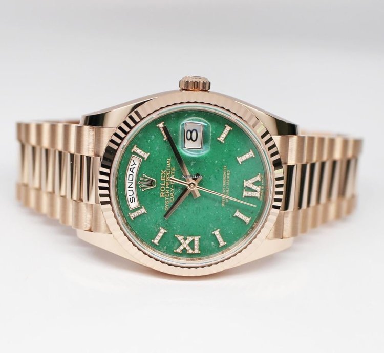 Rolex Day-date 36 128235 Automatic Red Gold Like New Unworn