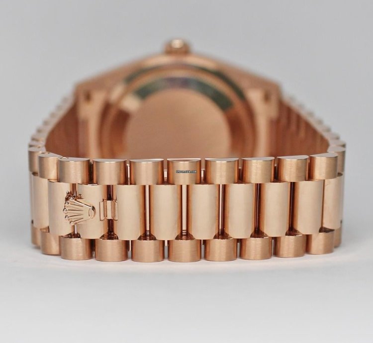 Rolex Day-date 36 128235 Automatic Red Gold Like New Unworn