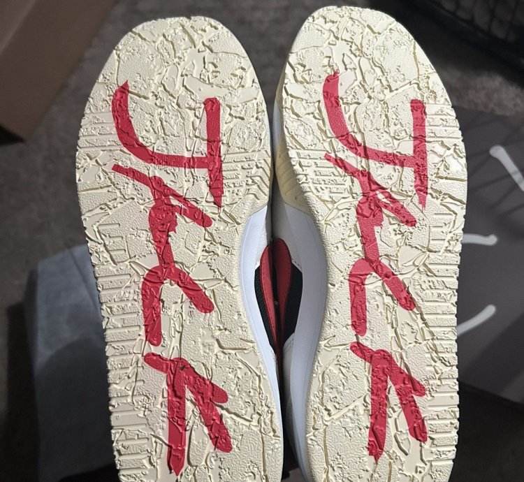 Travis Scott Jumpman Jack- University Red