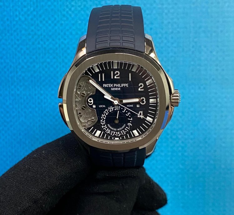 Patek Philippe Aquanaut 5650g-001 Blue Aquanaut