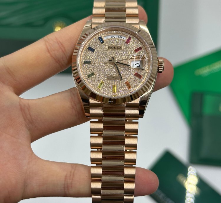 Rolex Day-date 36 128235 Rainbow Pave