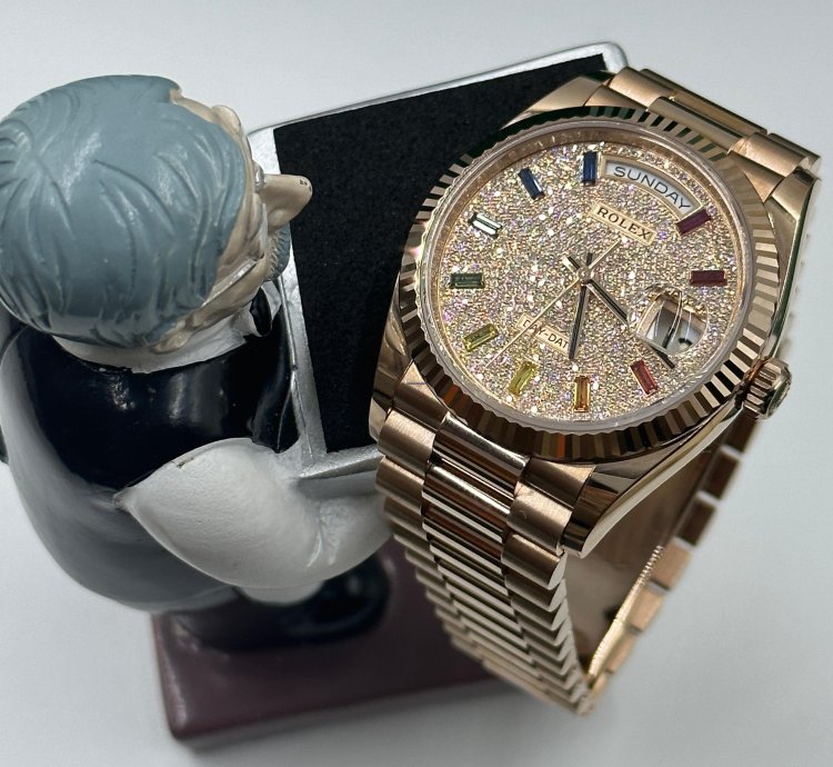Rolex Day-date 36 128235 Rainbow Pave