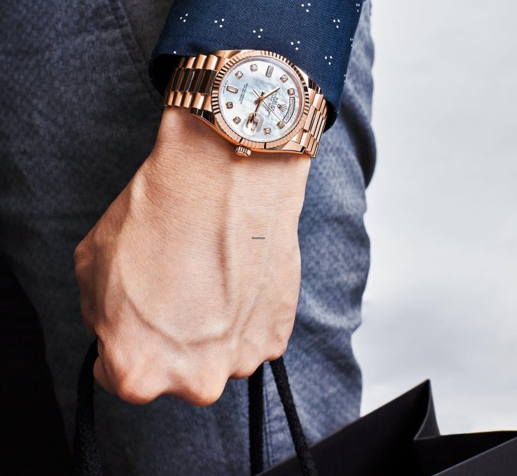 Rolex Day-date 36 128235 Rose Gold Mother Of Pearl Diamond Dial