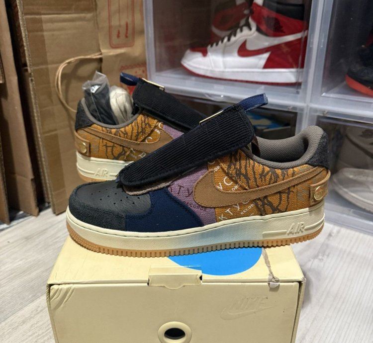Travis Scott Nike Air Force 1 Low Cactus Jack