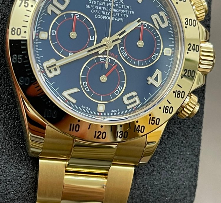 Rolex Daytona 116528 - Blue Dial - Yellow Gold - 2014 - Unworn