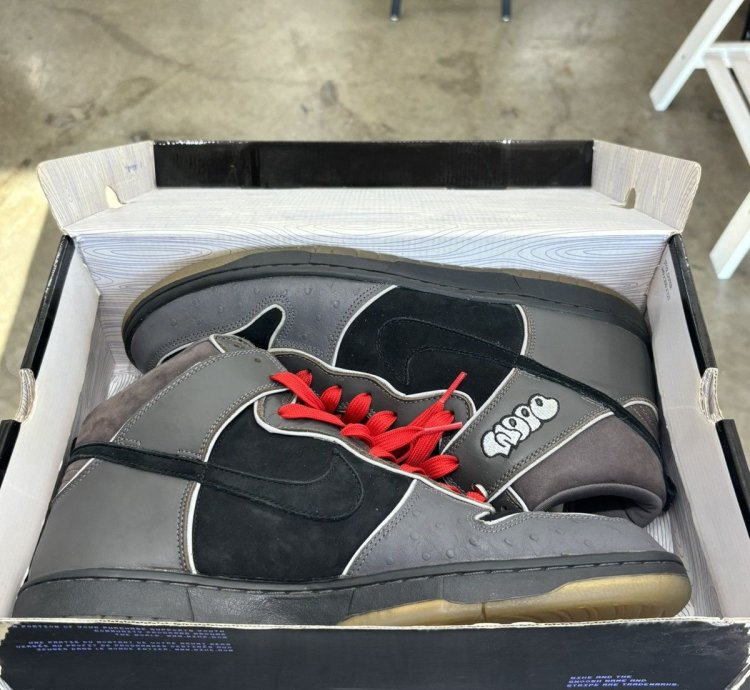 Nike Sb Dunk High Mf Doom Size 13 2007
