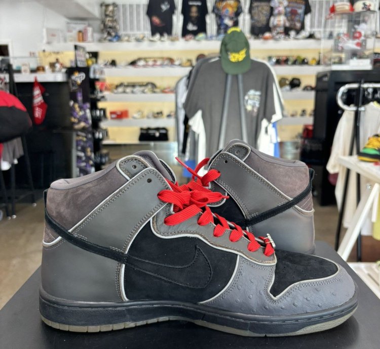 Nike Sb Dunk High Mf Doom Size 13 2007