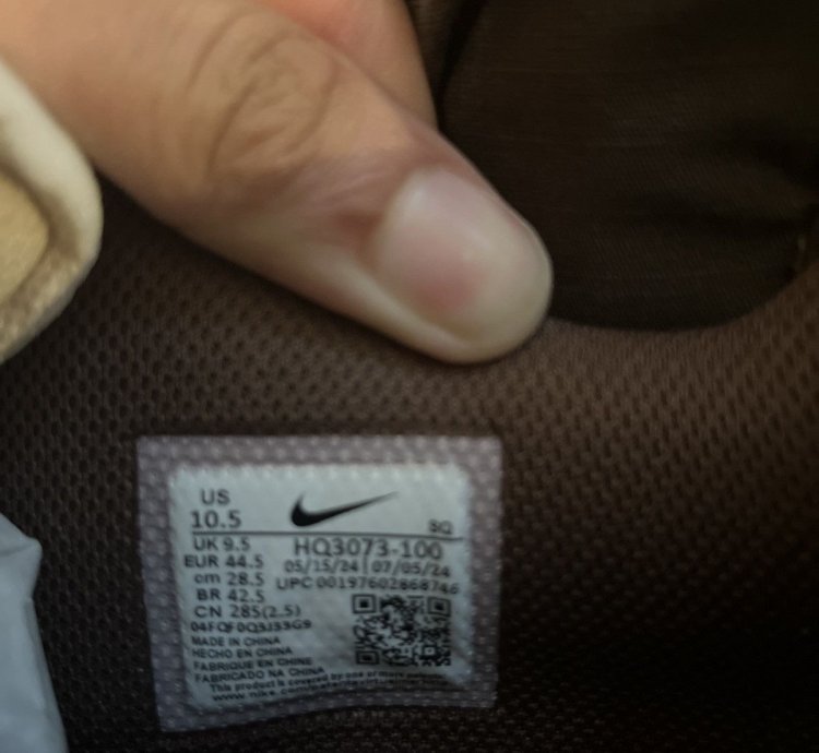 Travis Scott Nike Zoom Field Jaxx - Lt Chocolate