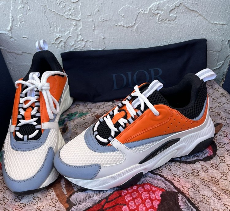 Dior Men B22 Sneakers