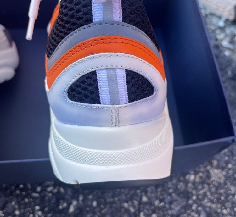 Dior Men B22 Sneakers