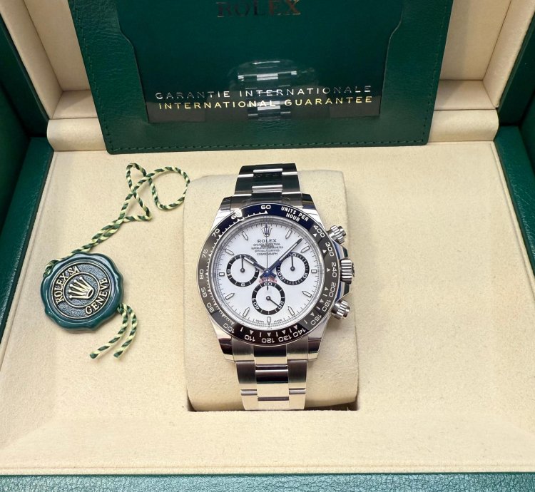 Rolex Daytona 126500 2025 New Unworn Stickers