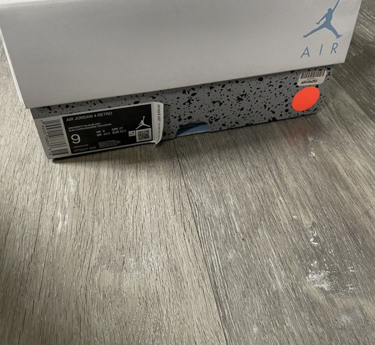 Unc Retro Jordan 4