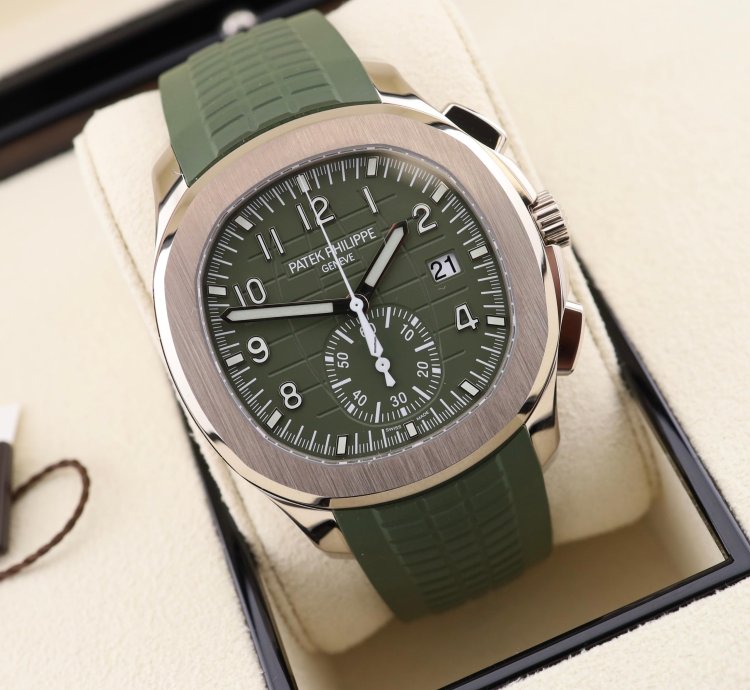 Patek Philippe Aquanaut 5968g-010