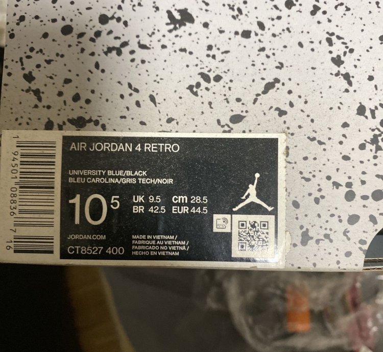 University Blue Jordan 4