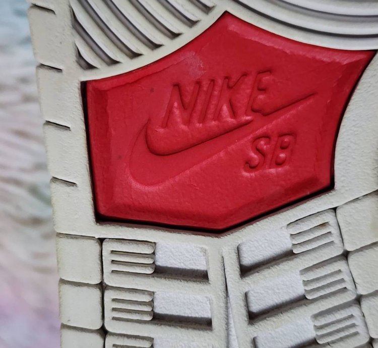 Nike Sb Dunk High Picnic