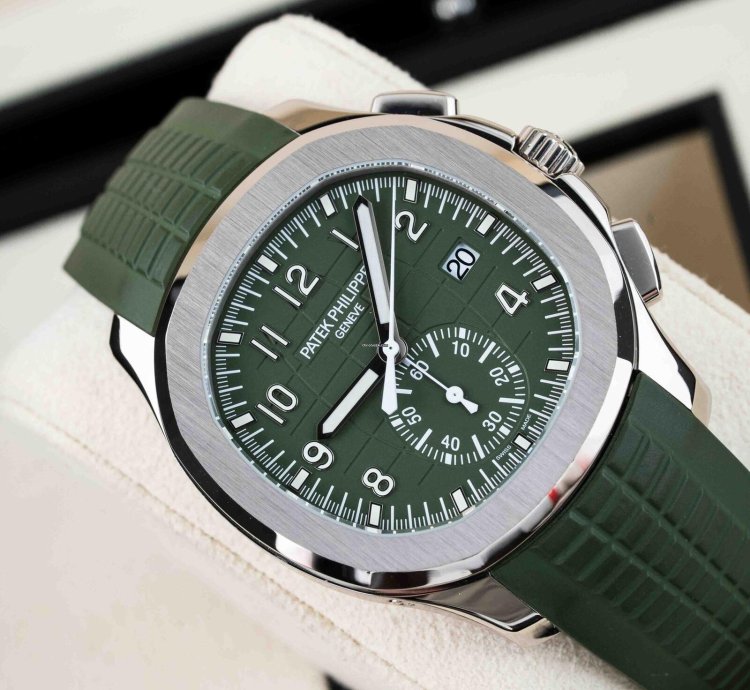 Patek Philippe Aquanaut 5968g-010 - 2021