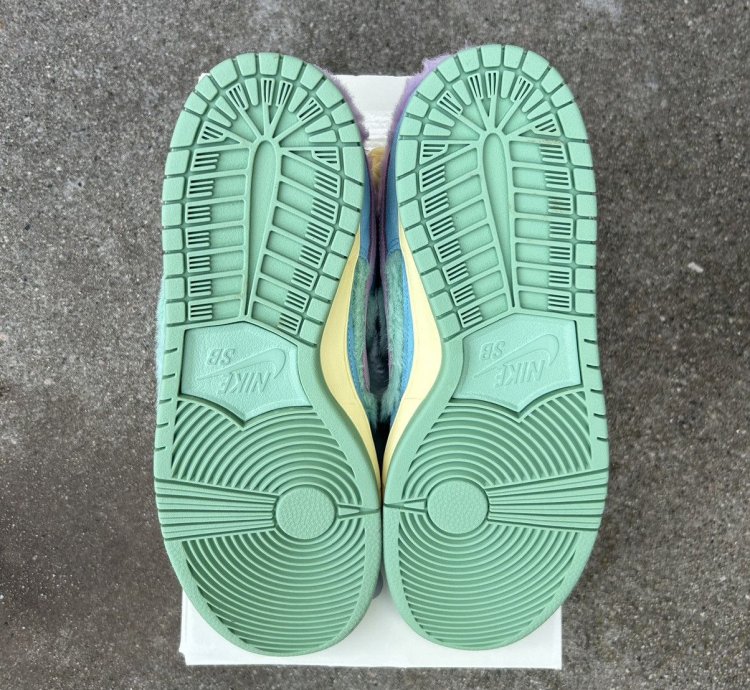 Verdy Vista Sb Dunk Low