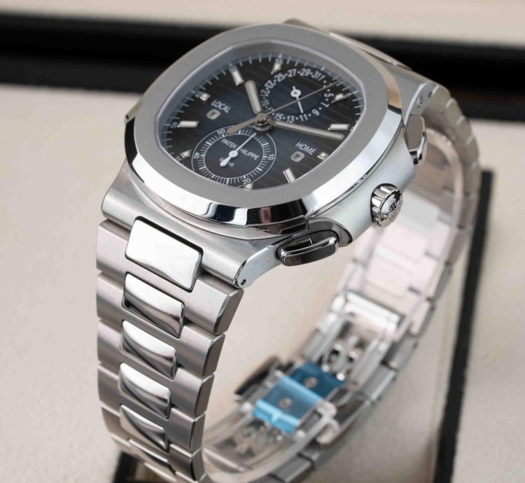Patek Philippe Aquanaut 5990 1a-011