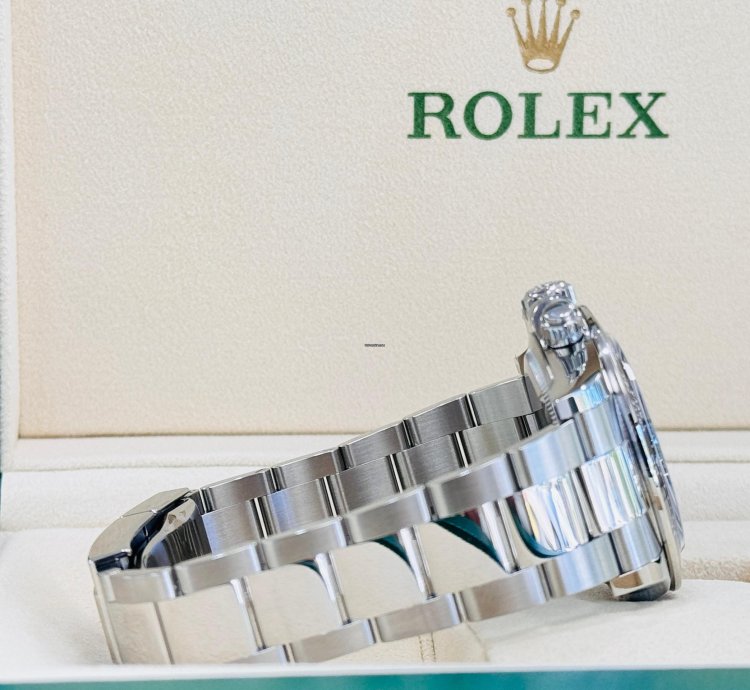 Rolex Daytona 126500ln 40mm Stainless Steel Panda Dial Box Papers Unworn