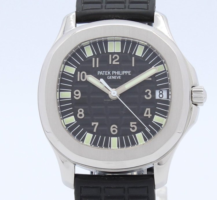 Patek Philippe Aquanaut Automatic Steel Ref 5065a-001