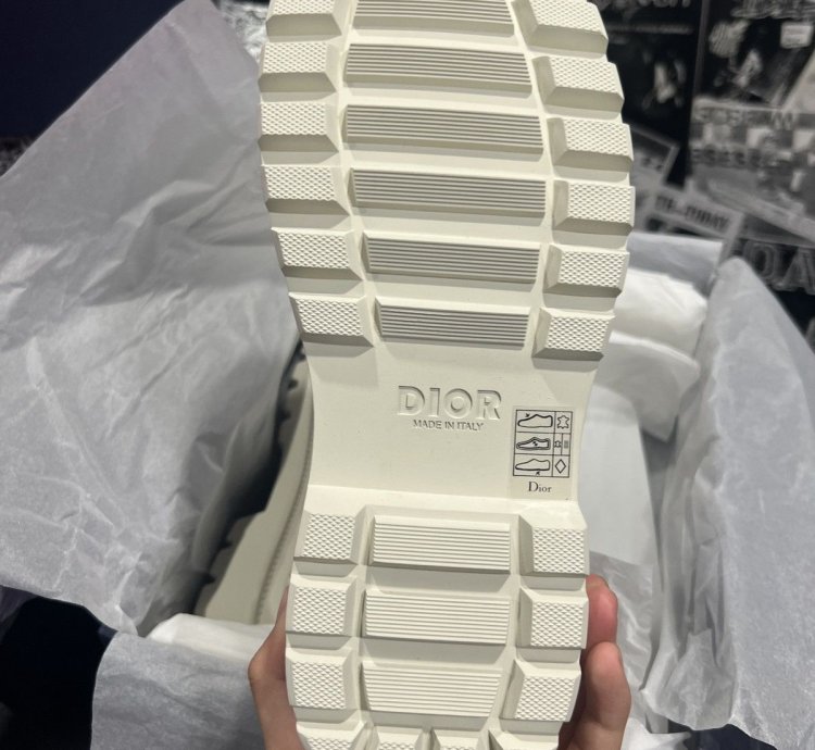 Dior Sacai Cream Derby Shoes