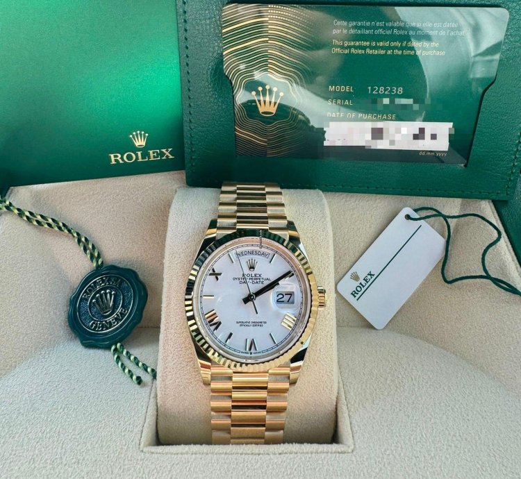 Rolex Day-date 36 128238 Day-date 36mm Yellow Gold Fluted White Roman Oyster
