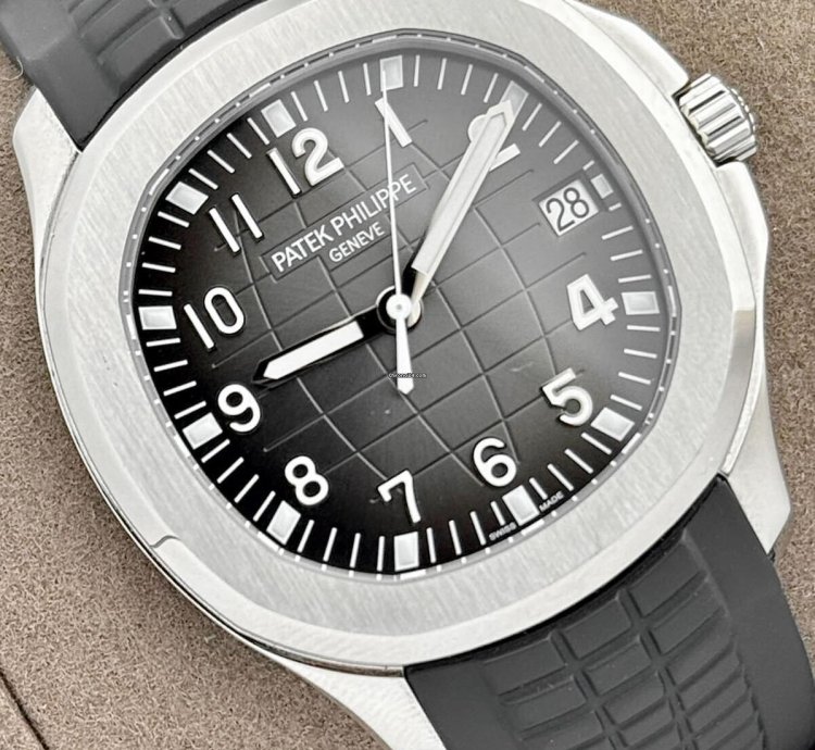 Patek Philippe Aquanaut Black Dial Steel Rubber Bracelet
