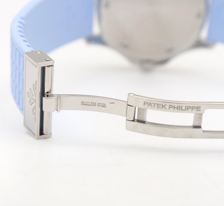 Patek Philippe Aquanaut Blu Pastel Full Set Like New 2007