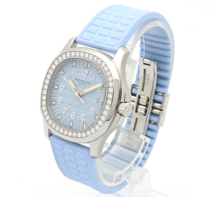 Patek Philippe Aquanaut Blu Pastel Full Set Like New 2007