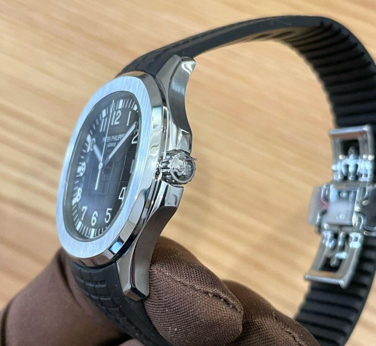 Patek Philippe Aquanaut Box Papers 2023