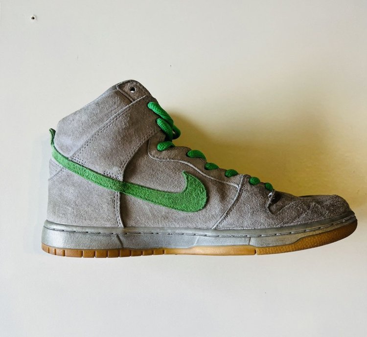 Nike Sb Dunk High Silver Box