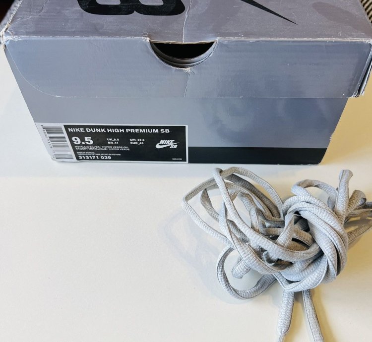 Nike Sb Dunk High Silver Box