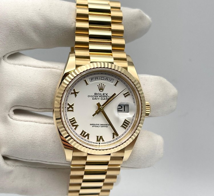 Rolex Day-date 36 128238 Yellow Gold White Dial