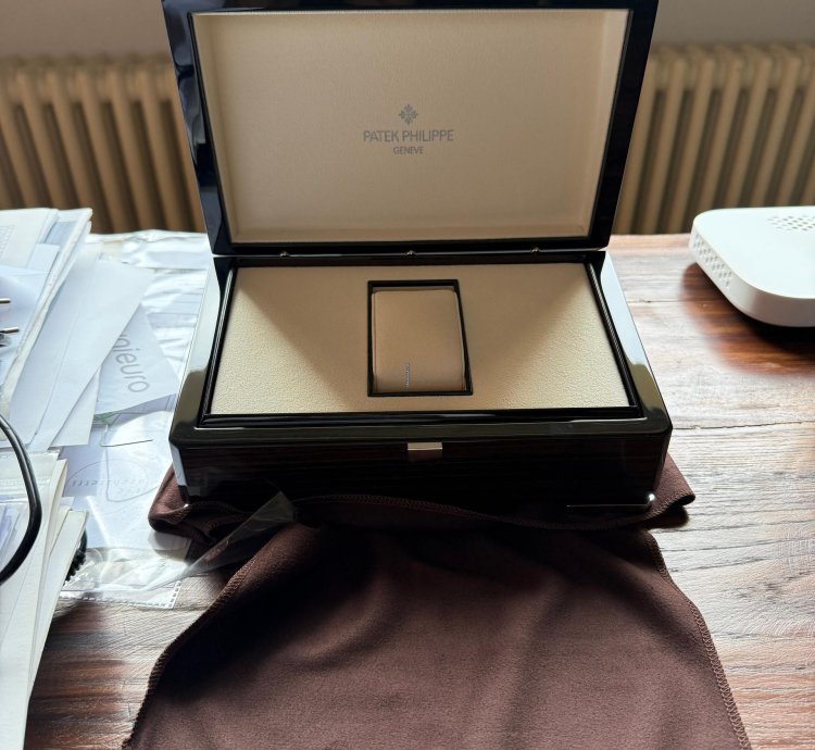 Patek Philippe Aquanaut Chronograph 5968- 001 Full Set