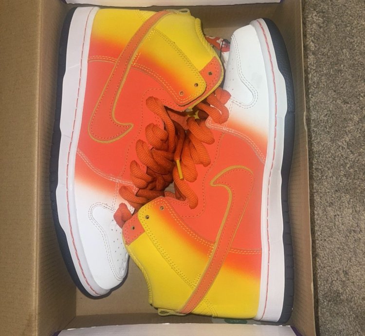 Nike Sb Dunk High Sweet Tooth Candy Corn