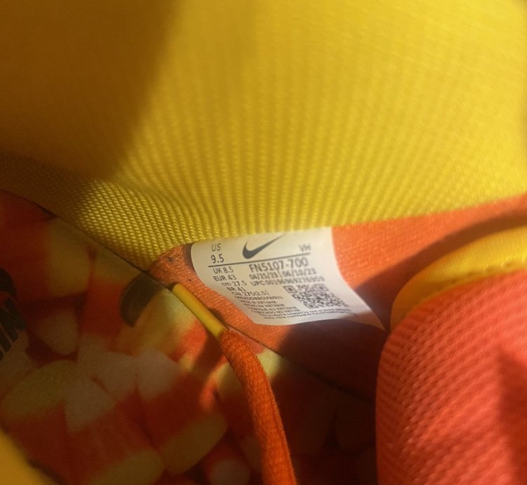 Nike Sb Dunk High Sweet Tooth Candy Corn