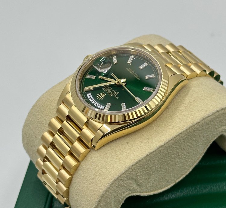 Rolex Day-date 36 128238a Bright Green Dial