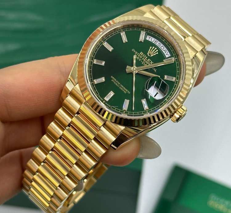 Rolex Day-date 36 128238a Bright Green Dial