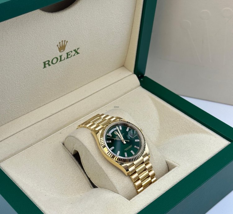 Rolex Day-date 36 128238a Bright Green Dial