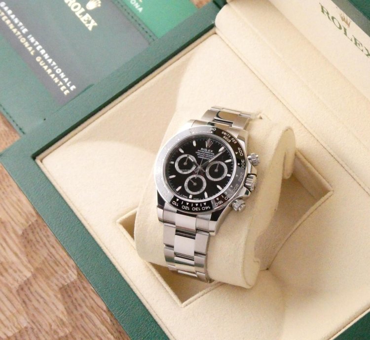 Rolex Daytona 126500ln Black New