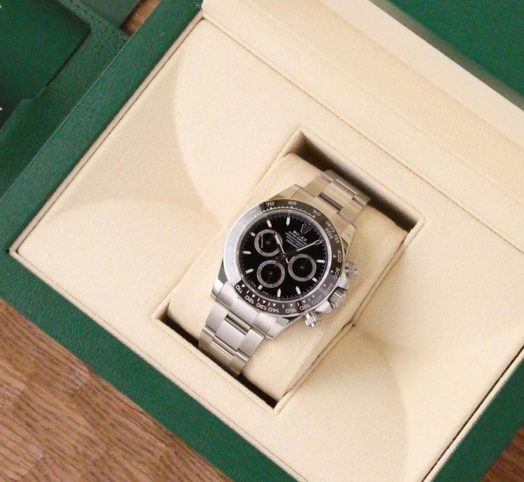 Rolex Daytona 126500ln Black New