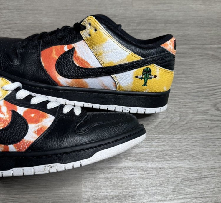 Nike Sb Dunk Low - Raygun Tie Dye Black2019