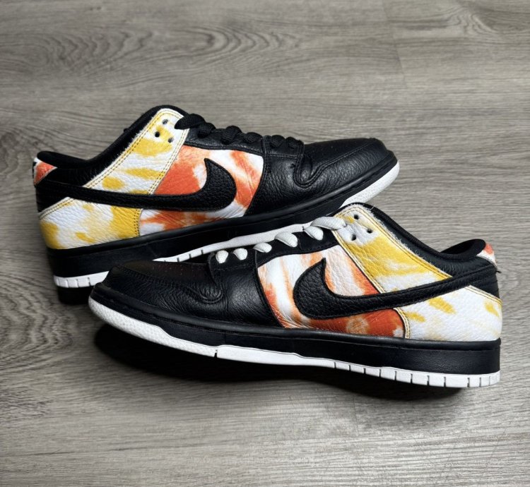 Nike Sb Dunk Low - Raygun Tie Dye Black2019