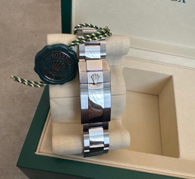 Rolex Daytona 126500ln Neuve Fullset