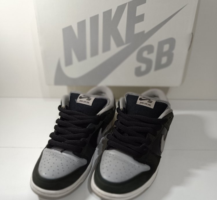Nike Sb Dunk Low -pack Shadow