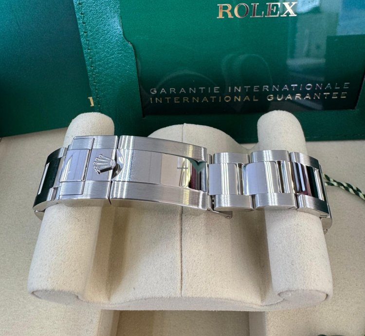 Rolex Daytona 126500ln Panda 2025