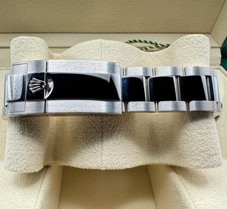 Rolex Daytona 126500ln Panda New 2025