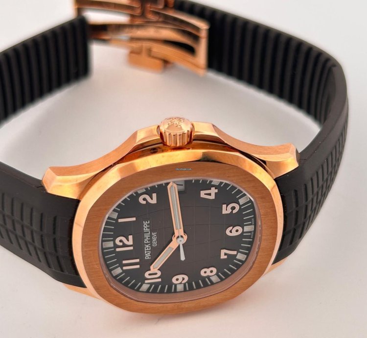 Patek Philippe Aquanaut Full Set New Italy