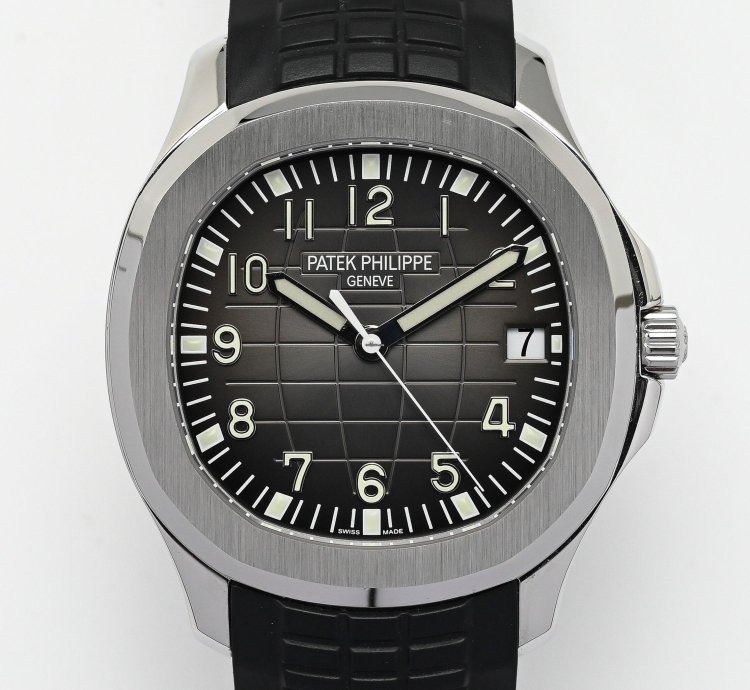 Patek Philippe Aquanaut Full Set Service